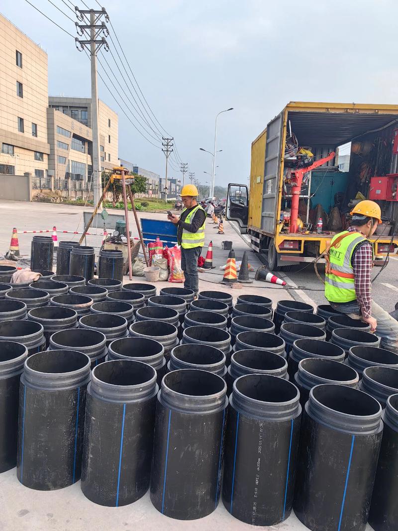 鸡冠管道短管置换