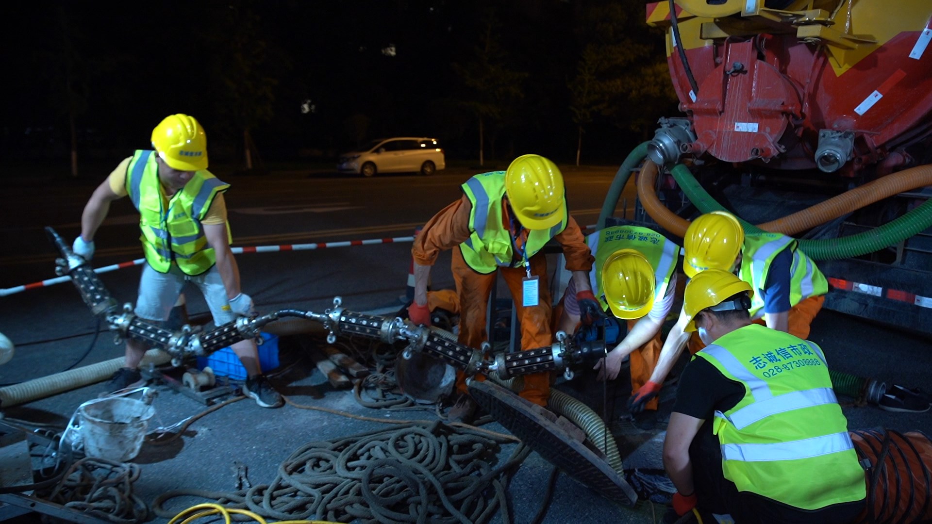 鸡冠紫外光固化修复